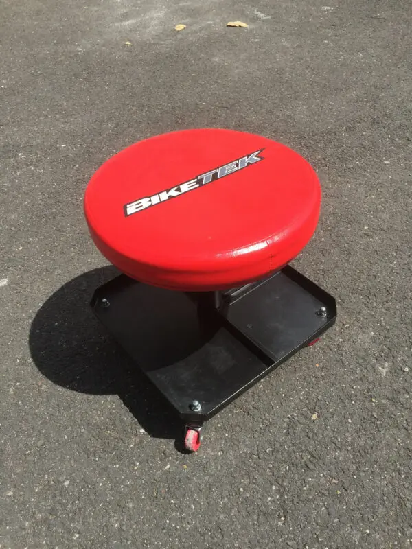 Tabouret de mécano